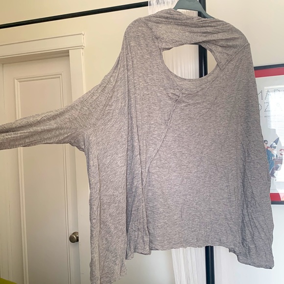 AllSaints roomy grey long sleeve tee - Picture 3 of 5